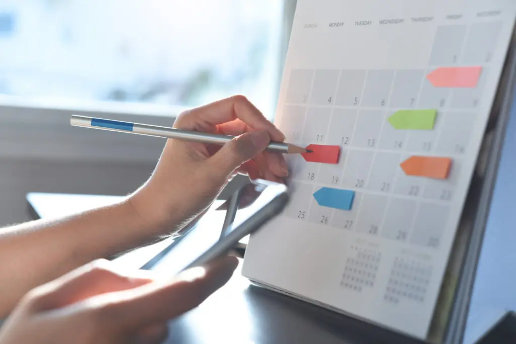 How often should you send client reports – and does frequency matter?